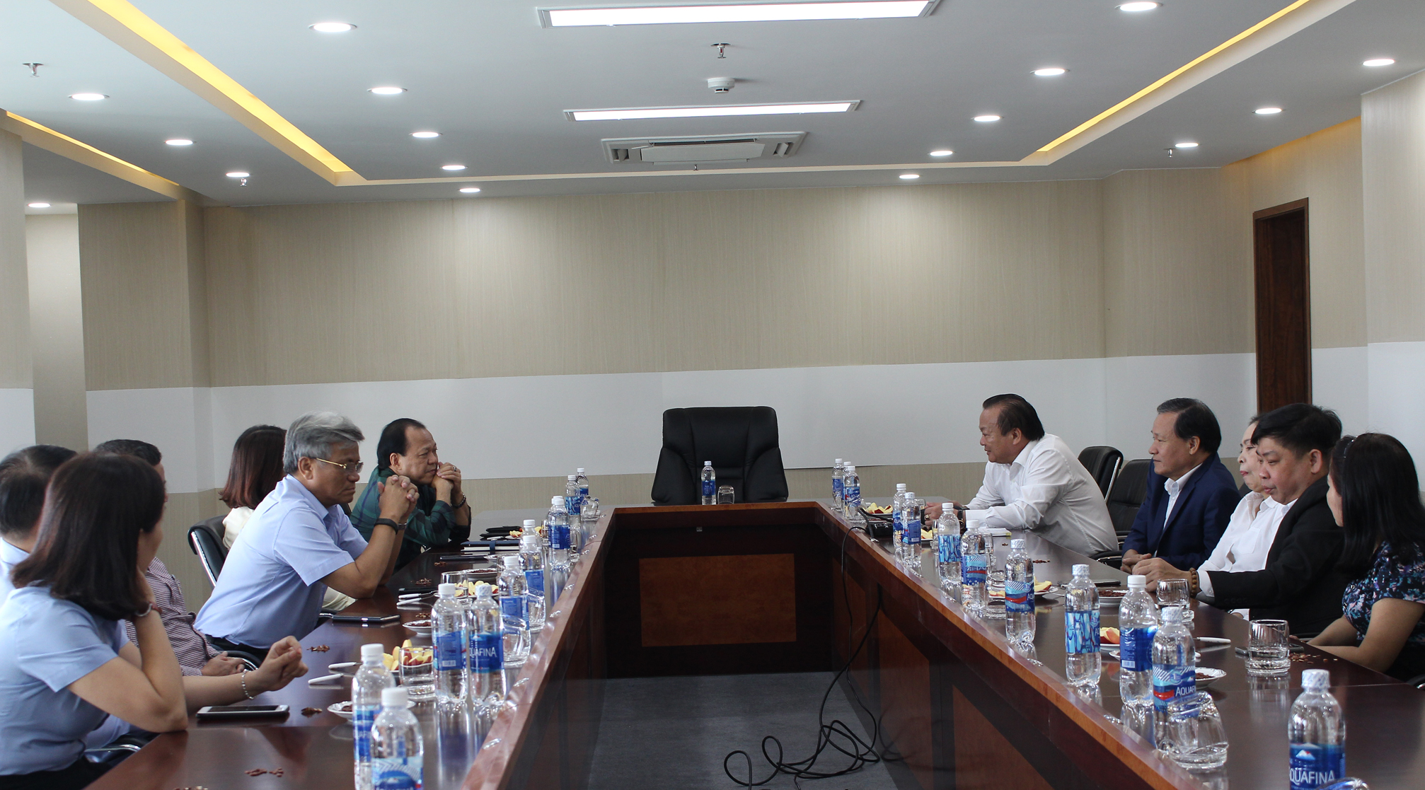 Lãnh đạo Quận Hải Châu TP Đà Nẵng thăm và chúc tết CBNV DMT GROUP