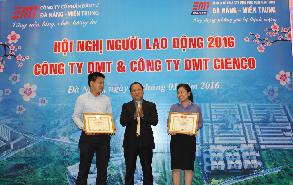 Hội nghị người lao động năm 2016 - Công ty Cổ phần Đầu tư Đà Nẵng Miền Trung và DMT Cienco.